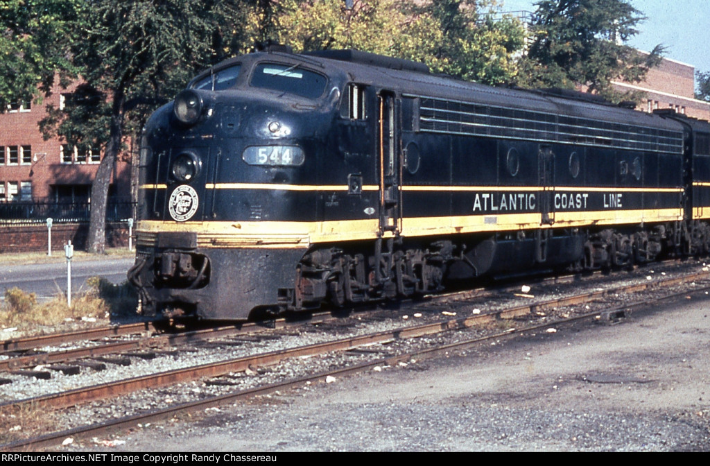 ACL 544